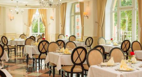 Reštaurácia a kaviareň - Hotel Torysa