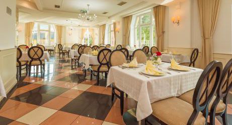 Reštaurácia a kaviareň - Hotel Torysa